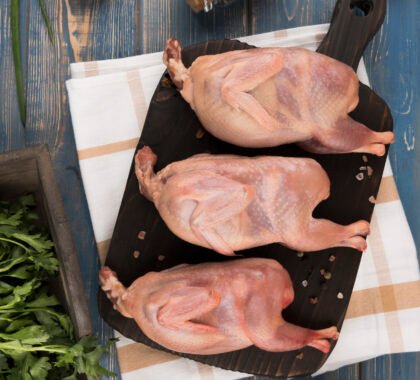 Bulk poultry meat distribution