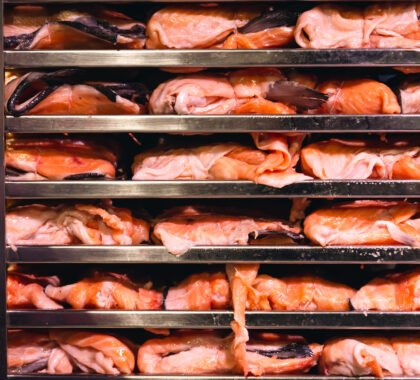 Bulk poultry meat distribution