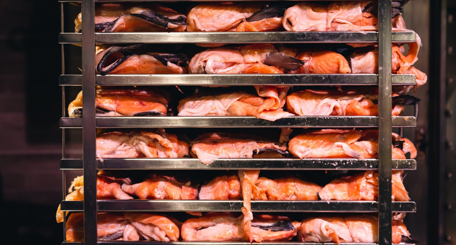 Bulk poultry meat distribution