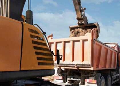 Worldwide heavy duty equipment trader